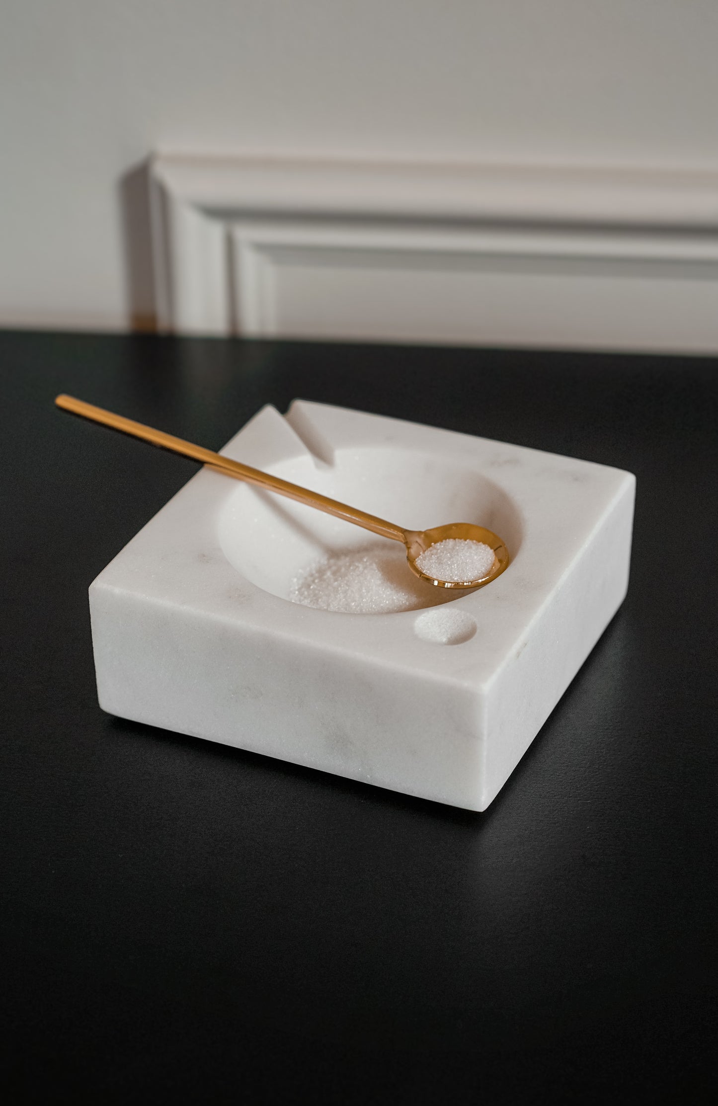 White Marble Pinch Pot with Gold Spoon